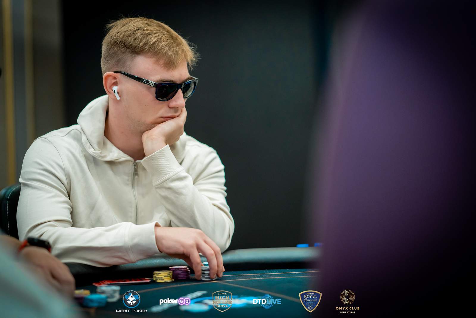 Artsiom Lasouski Leads Super High Roller Series Event #5 Final Table