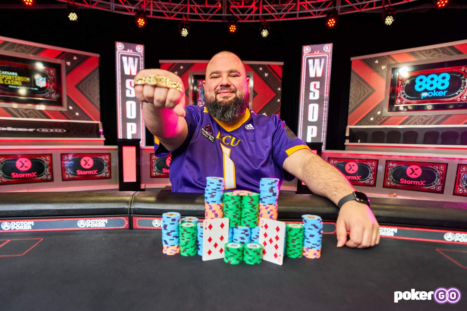 Chris Hunichen Wins 1st WSOP Bracelet in $100K High Roller