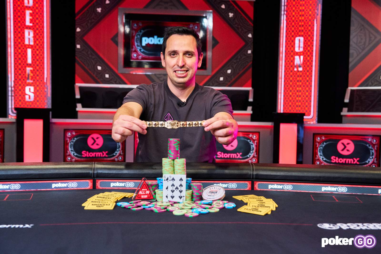 Sergio Aido Wins 1st WSOP Bracelet for $2 Million